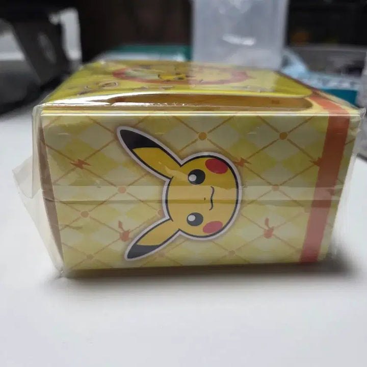 [BUNJANG] Pokemon Pikachu Deck Case / 포켓몬카드 피카츄 카드 덱케이스