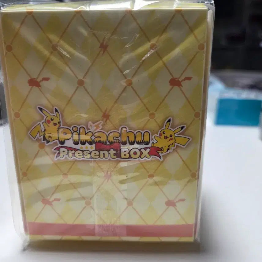 [BUNJANG] Pokemon Pikachu Deck Case / 포켓몬카드 피카츄 카드 덱케이스