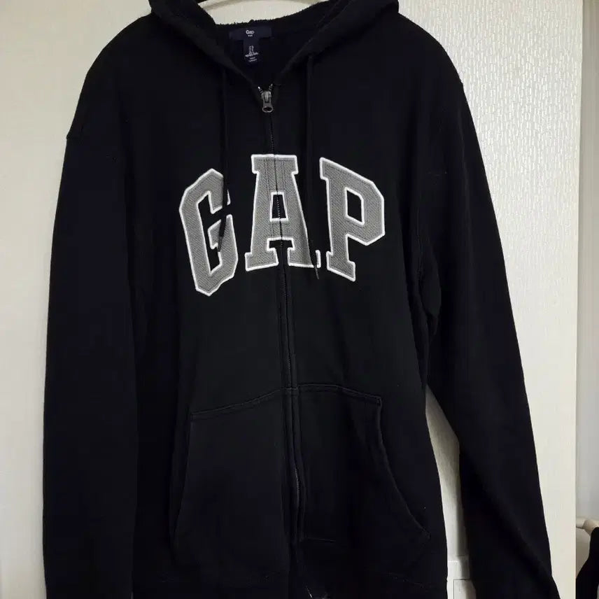 [BUNJANG] GAP Black Hooded Zip-up / GAP 블랙 후드집업