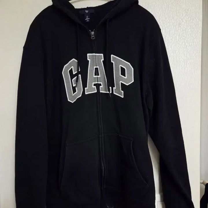 [BUNJANG] GAP Black Hooded Zip-up / GAP 블랙 후드집업