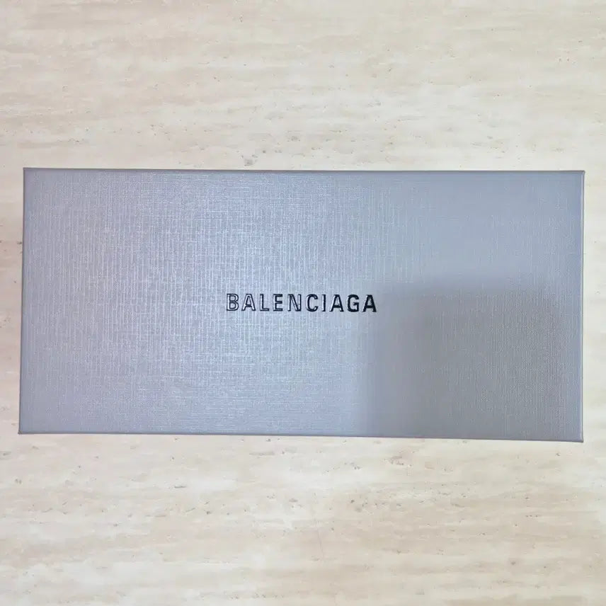 [BUNJANG] Balenciaga Box and Shopping Bag Set / [정품]발렌시아가 박스+쇼핑백 SET,발렌아가 쇼핑백,발렉시아가 운동화