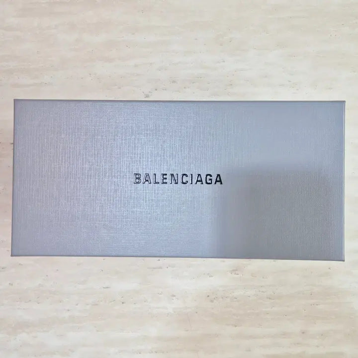 [BUNJANG] Balenciaga Box and Shopping Bag Set / [정품]발렌시아가 박스+쇼핑백 SET,발렌아가 쇼핑백,발렉시아가 운동화