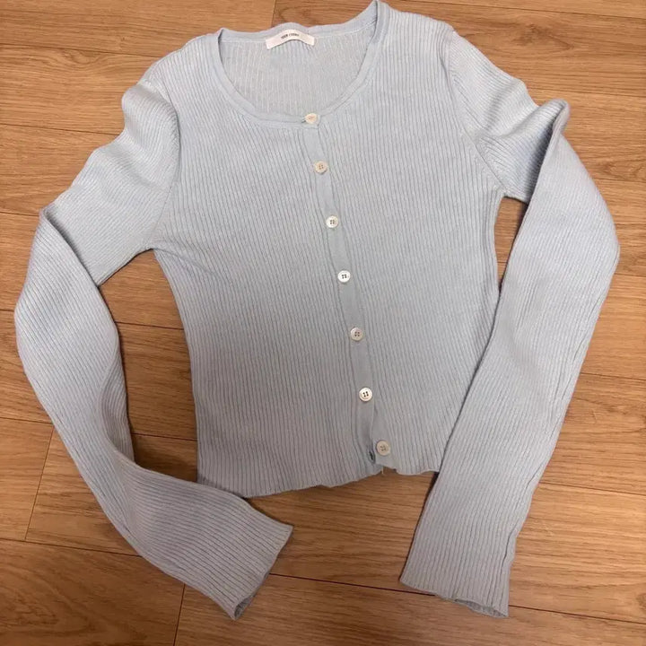 [BUNJANG] Code:U Rose Cardigan Sky Blue / 코드유 로즈가디건 스카이블루