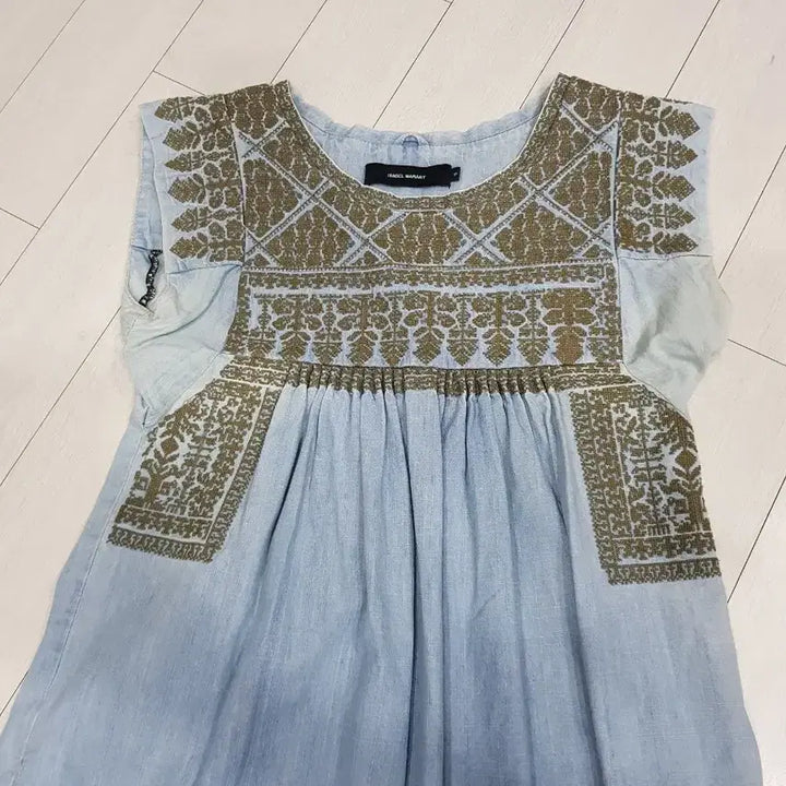 [BUNJANG] Ethnic Embroidered Denim Dress / 에스닉 자수 데님 원피스
