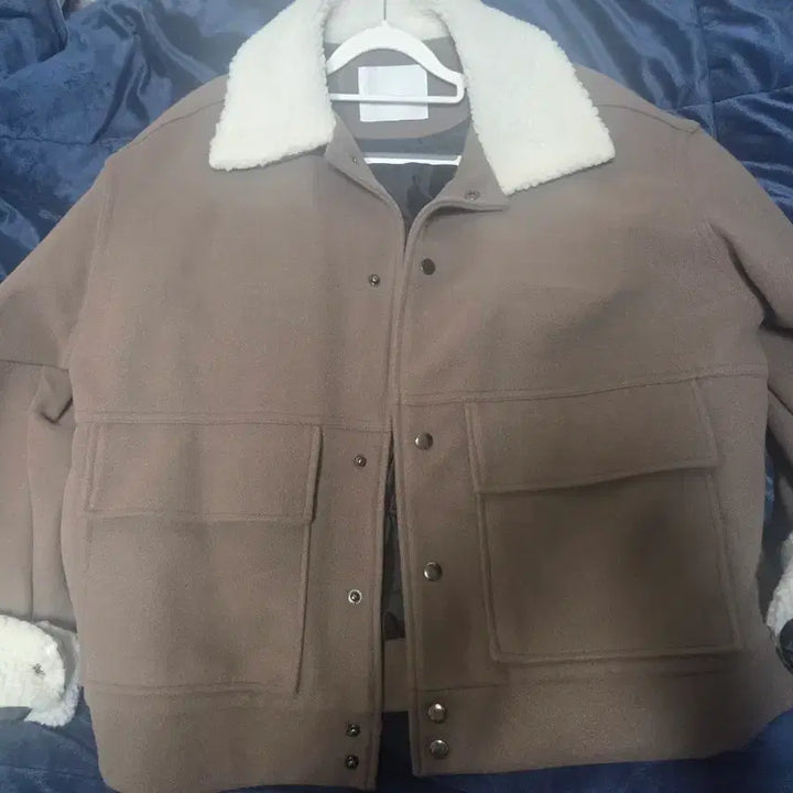 [BUNJANG] ANDMORE Oversized Sheepskin Jacket Brown / 앤드모어 오버핏 무스탕 자켓 브라운