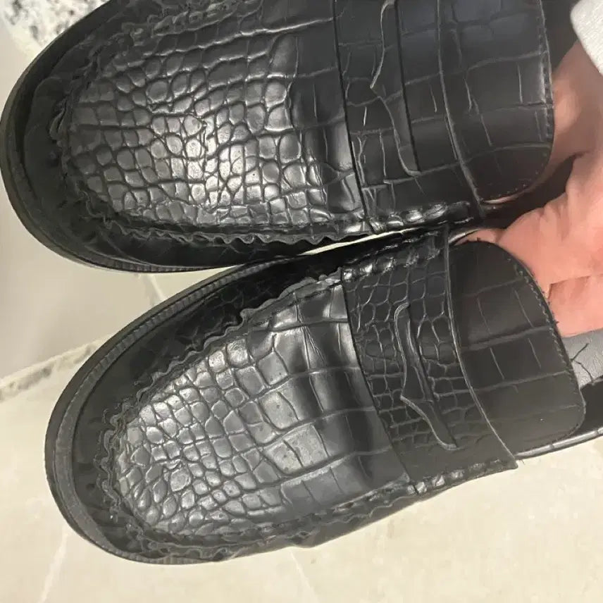 [SOLD OUT] (270) 자라 로퍼 블랙