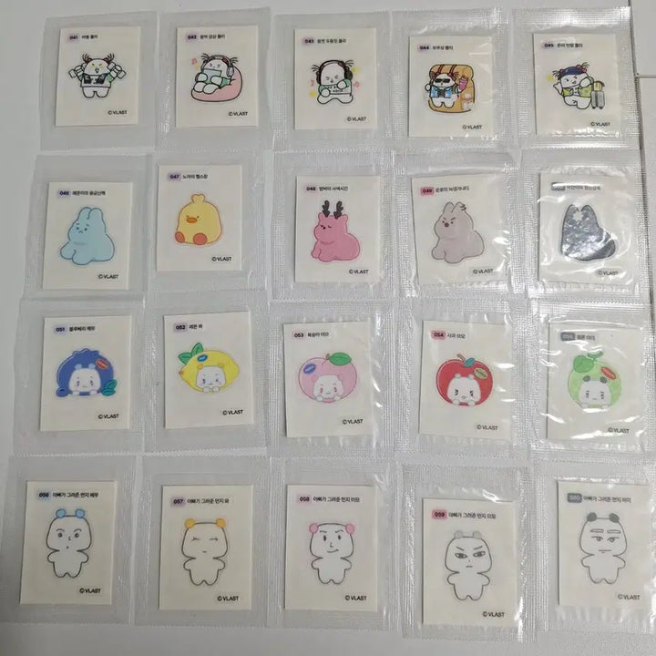 [BUNJANG] PLAVE Sticker Set / 플레이브 띠부씰 60종 풀셋트 1세트 팝니다.