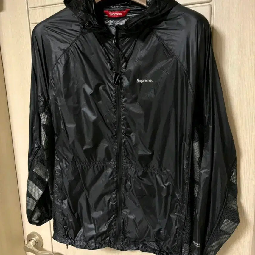 [BUNJANG] Supreme Ripstop Hooded Windshell Black / 새상품)슈프림 립스탑 후드 윈드쉘 블랙 22SS 택포