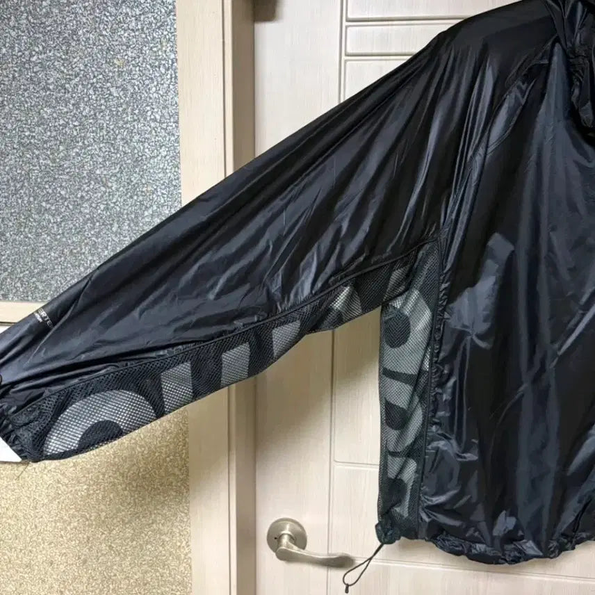 [BUNJANG] Supreme Ripstop Hooded Windshell Black / 새상품)슈프림 립스탑 후드 윈드쉘 블랙 22SS 택포