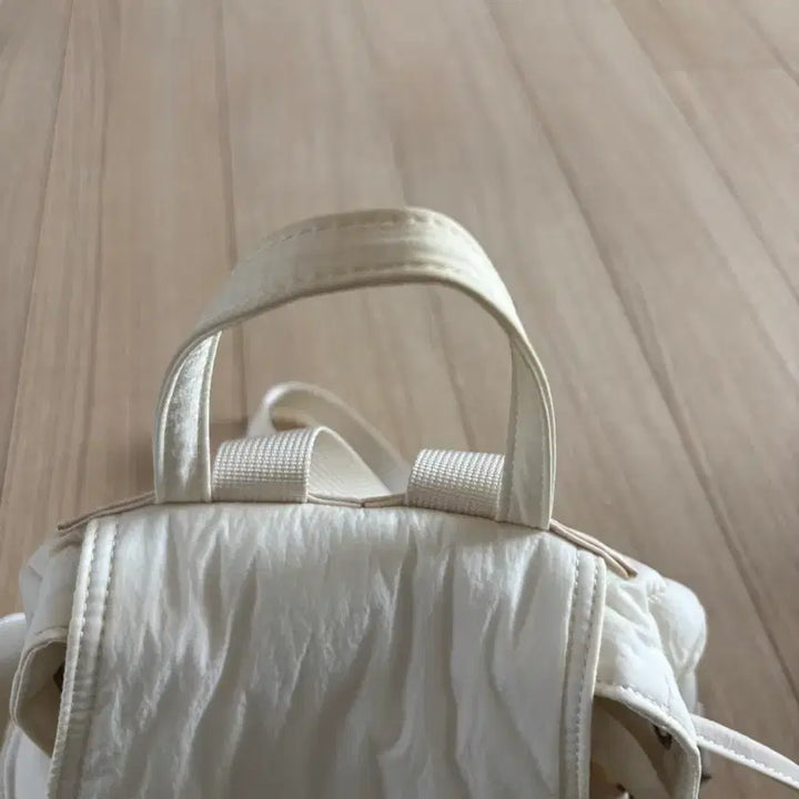 [BUNJANG] Lats You Nostalgia Backpack Ivory / 라츠유 노스텔지아 백팩 아이보리