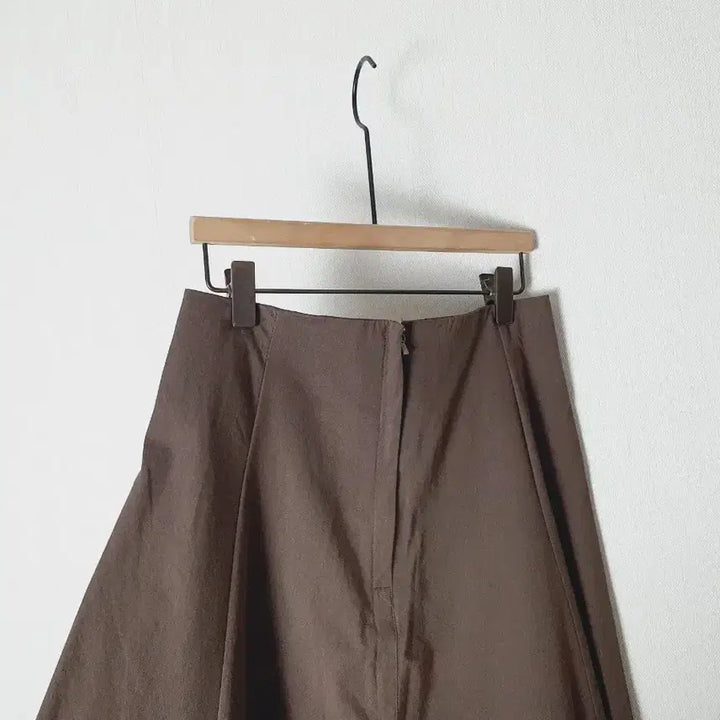 [BUNJANG] Unbranded Brown Pleated Long Skirt / (새) 바스락 밤색 핀턱 롱 스커트 s