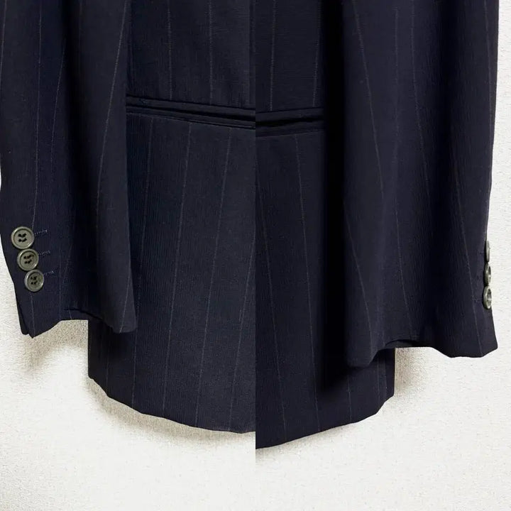 [BUNJANG] Krizia Uomo Black Label Navy Stripe Suit / Made in Italy Black Label Krizia Uomo 수트