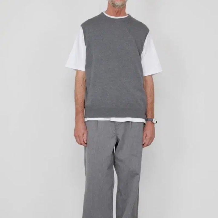 [SOLD OUT] 19ss 그라프페이퍼 수빈 베스트 2사이즈