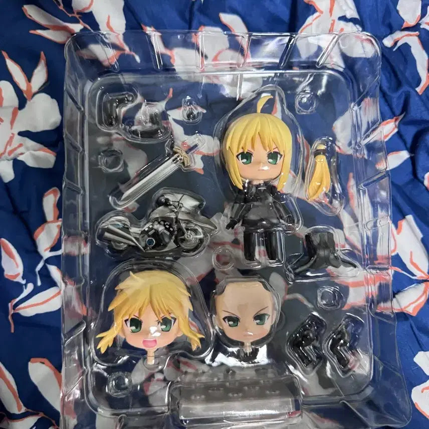 [BUNJANG] Fate/Zero Saber Nendoroid Figure / 페이트제로 세이버 넨드로이드
