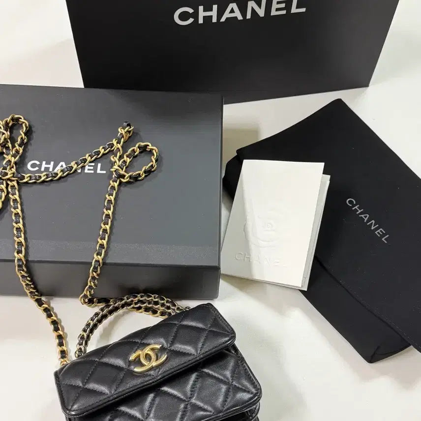 [BUNJANG] Chanel Top Handle Mini Lambskin Handbag / 샤넬 탑핸들 미니백