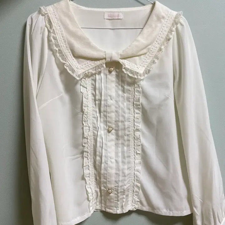 [BUNJANG] Liz Lisa Blouse / Liz lisa 리즈리사 갸루 라떼갸루 히메갸루 오네갸루