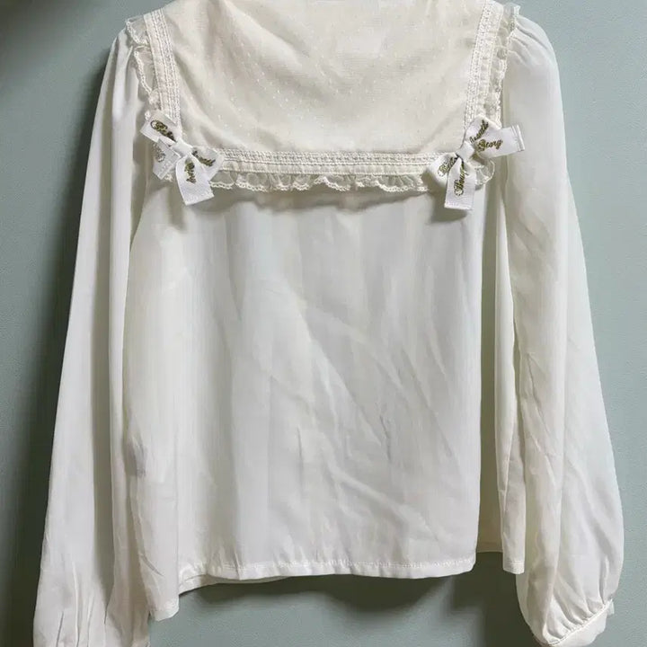 [BUNJANG] Liz Lisa Blouse / Liz lisa 리즈리사 갸루 라떼갸루 히메갸루 오네갸루