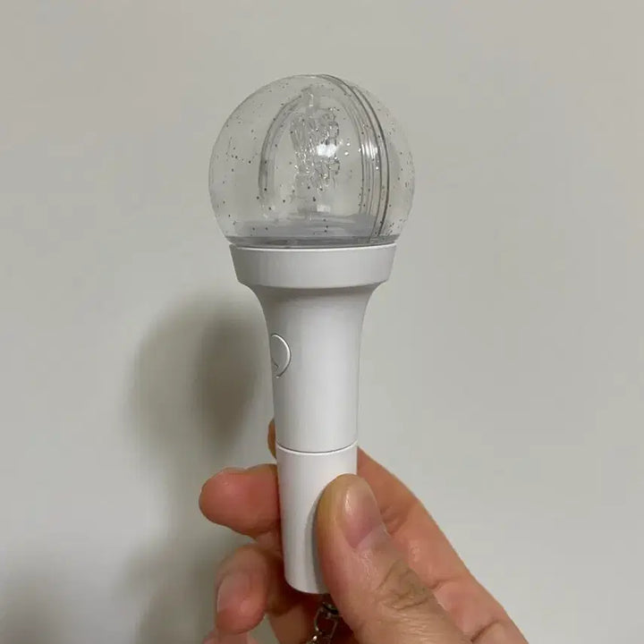 [BUNJANG] IVE Light Stick Keyring / 아이브 라이트 응원봉 키링(박스, 설명서o)
