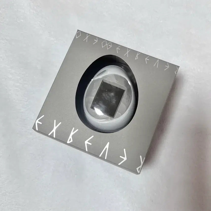 [BUNJANG] EXO X-Vision Album Bundle Set / 엑소 EXO 엑스비전 앨범 양도 포카 포함 풀박스