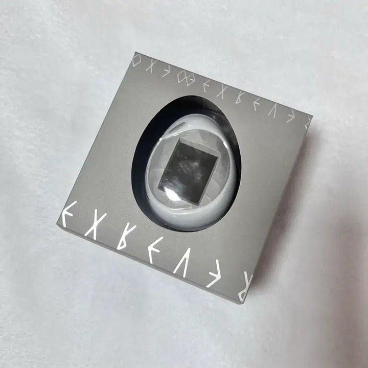 [BUNJANG] EXO X-Vision Album Bundle Set / 엑소 EXO 엑스비전 앨범 양도 포카 포함 풀박스