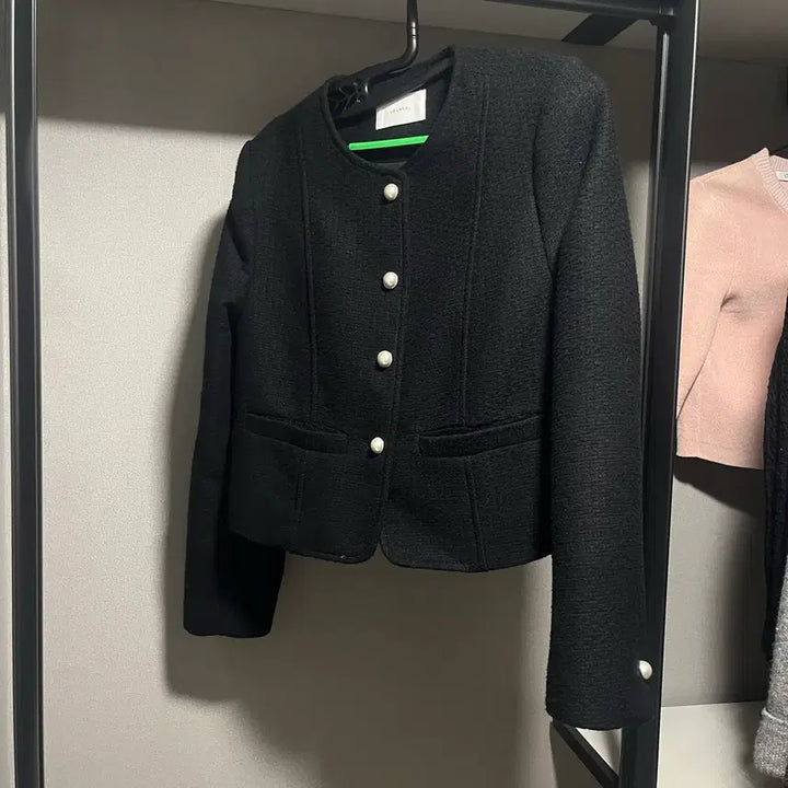 [BUNJANG] Black Tweed Jacket with Pearl Buttons / 트위드자켓 진주버튼 (블랙)