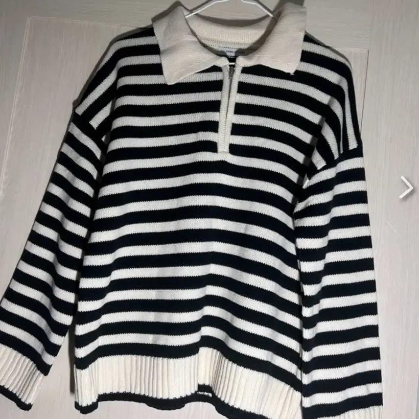 [BUNJANG] Striped Collar Knit Top / 단가라 스트라이프 카라 니트 새상품