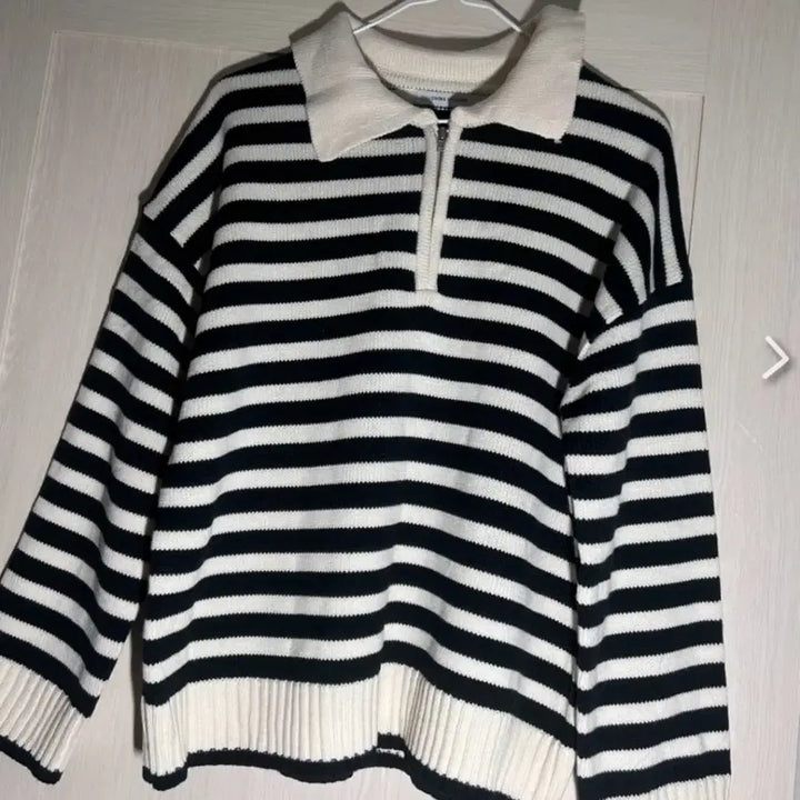 [BUNJANG] Striped Collar Knit Top / 단가라 스트라이프 카라 니트 새상품