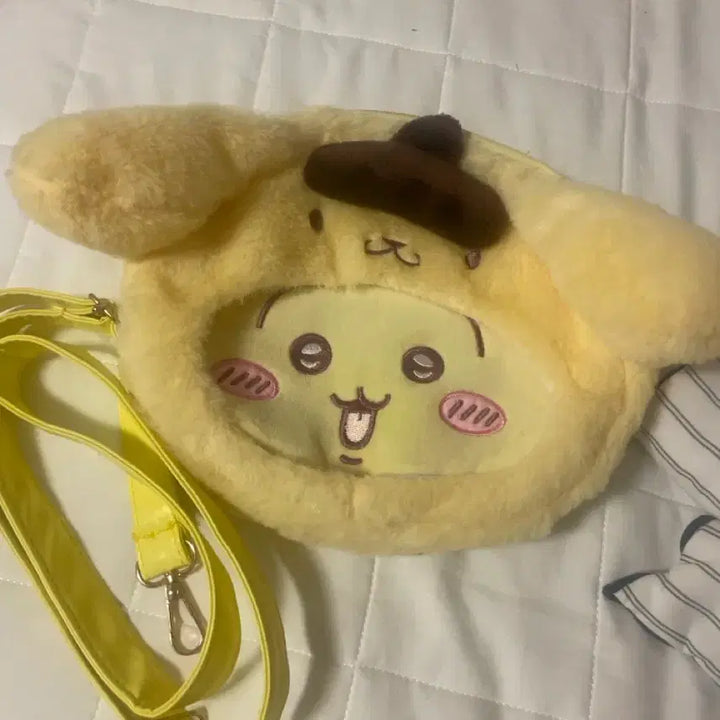 [BUNJANG] Chiikawa x Pompompurin Usagi Pouch Crossbody Bag / 치이카와 먼작귀 폼폼푸린 우사기 파우치 겸 가방