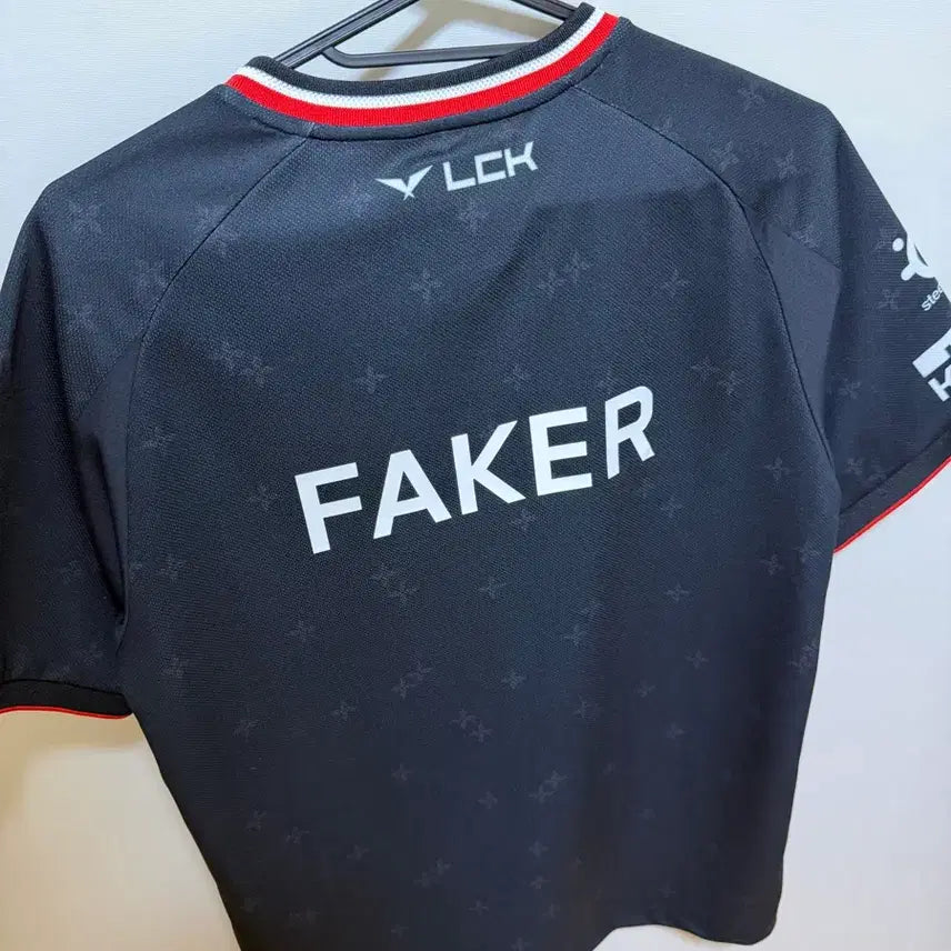 [BUNJANG] T1 Faker Jersey (Size S) / 티원 유니폼 저지 S사이즈 페이커마킹