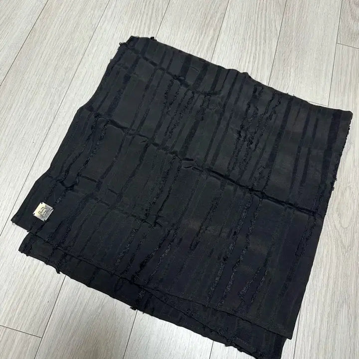 [BUNJANG] Trimming Bird Fringe Scarf - Black / [새상품] 트리밍버드 프린지 스카프 블랙