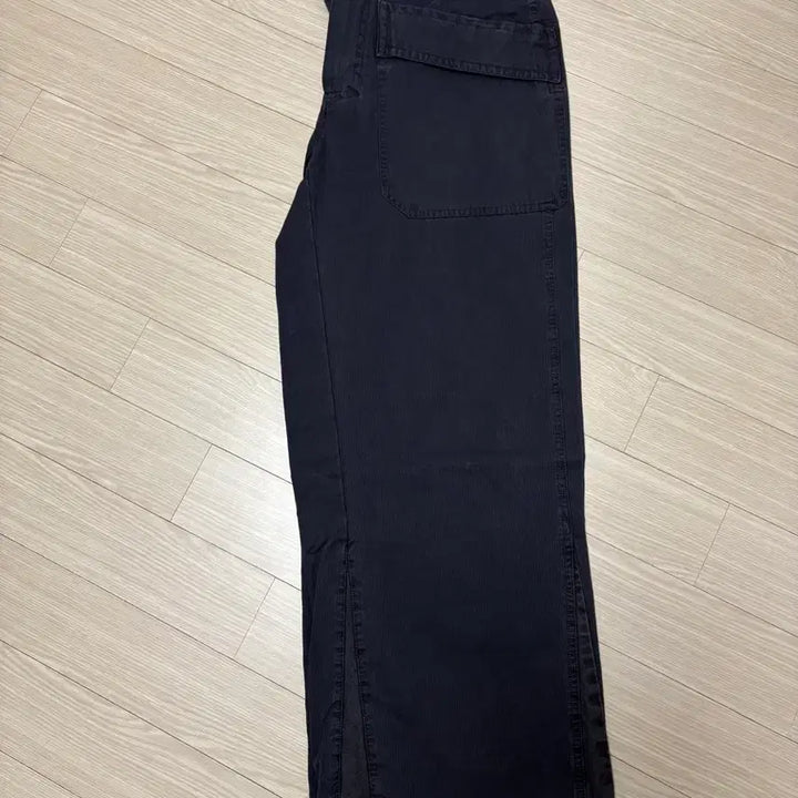 [BUNJANG] Polytelu Dark Charcoal Navy Pants / [2]폴리테루 파라팬츠 다크차콜네이비