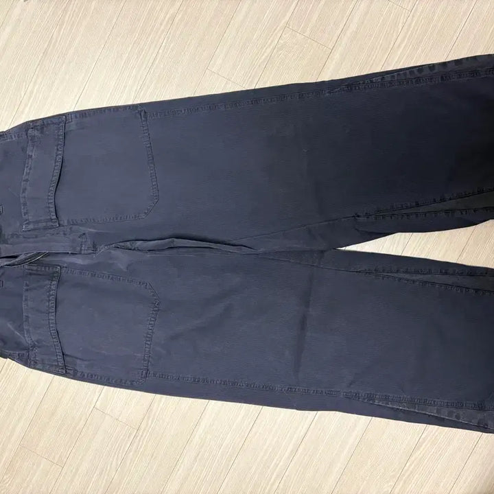 [BUNJANG] Polytelu Dark Charcoal Navy Pants / [2]폴리테루 파라팬츠 다크차콜네이비