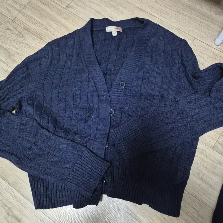 [BUNJANG] Spao Knit Tank Top and Cardigan Set / 스파오 니트 나시 가디건 세트