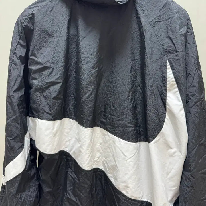 [BUNJANG] Nike Big Logo Windbreaker Jacket (M) / 나이키 빅로고 바람막이(M)