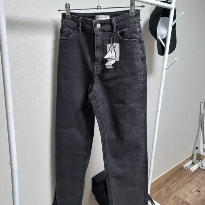 [BUNJANG] Topten Slim Straight Denim Jeans (Black) / 탑텐 슬림 스트레이트 데님 25사이즈 블랙 새상품