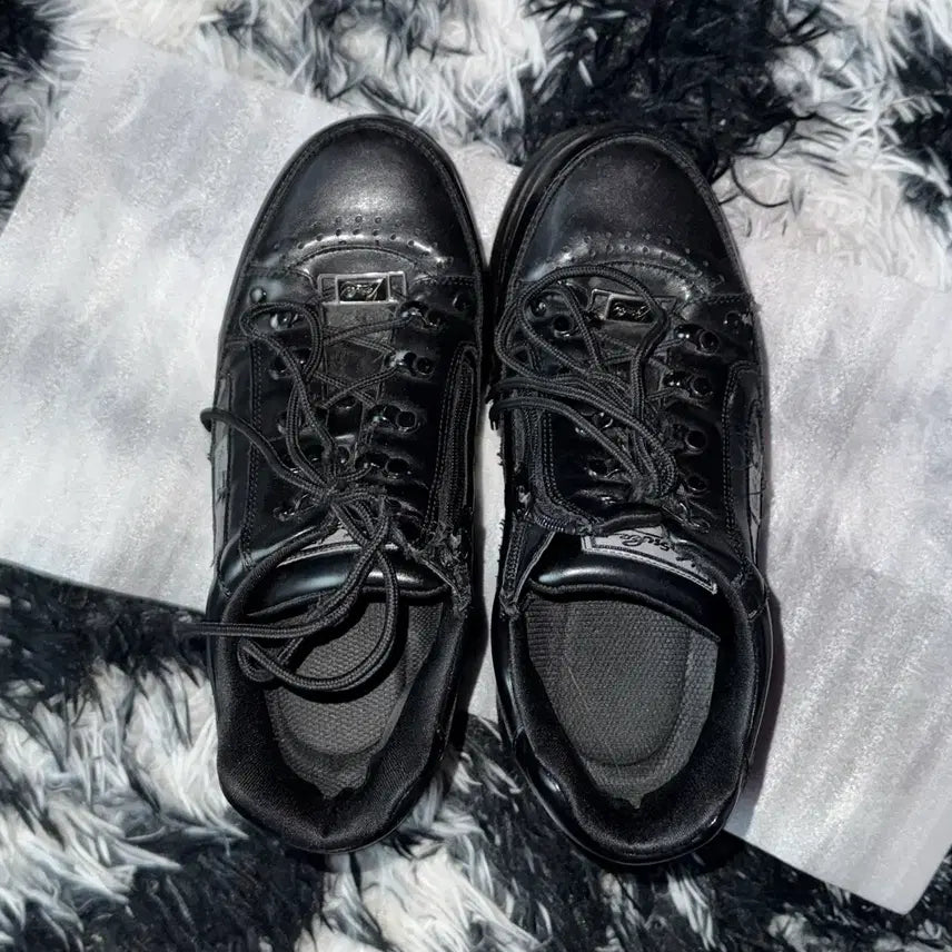 [BUNJANG] YOSUKE Sneakers (Size 40) / YOSUKE 요스케 통굽 운동화 스니커즈 40