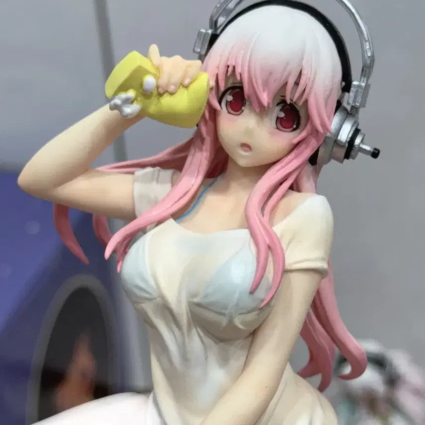 [BUNJANG] Super Sonico Bathtime Cleaning Ver. Figure / 소니코 생활밀착최재 피규어 ~욕조 청소 타임ver.~