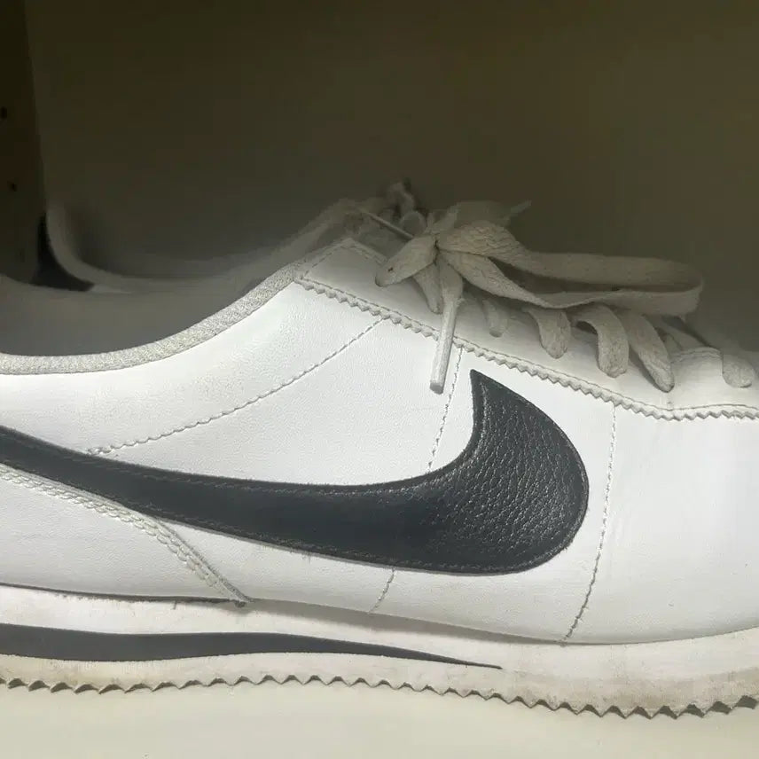 [BUNJANG] Nike Cortez White Black Sneakers / 나이키 코르테즈 흰검 운동화