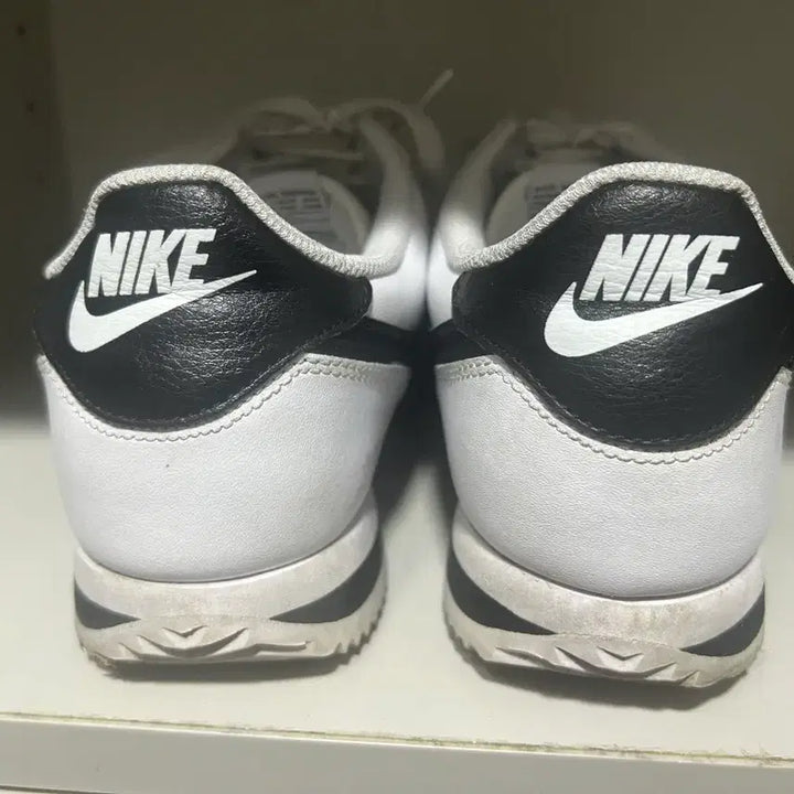 [BUNJANG] Nike Cortez White Black Sneakers / 나이키 코르테즈 흰검 운동화