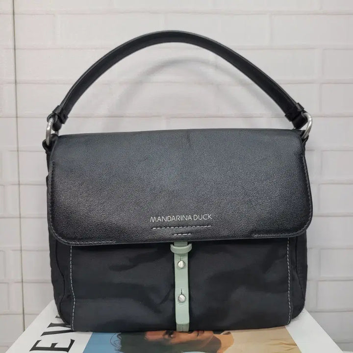 [BUNJANG] Mandarina Duck Handbag Shoulder Bag - Black / 만다리나덕 핸드백 숄더백 블랙