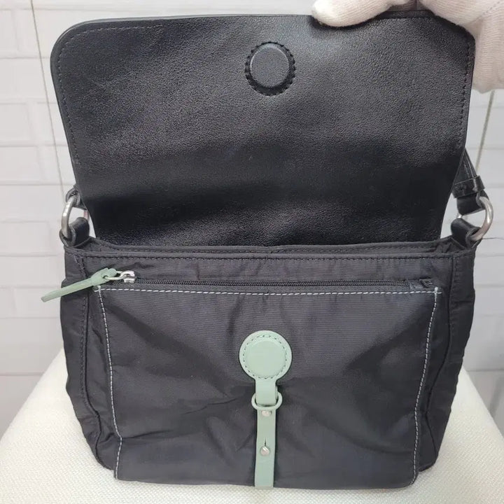 [BUNJANG] Mandarina Duck Handbag Shoulder Bag - Black / 만다리나덕 핸드백 숄더백 블랙