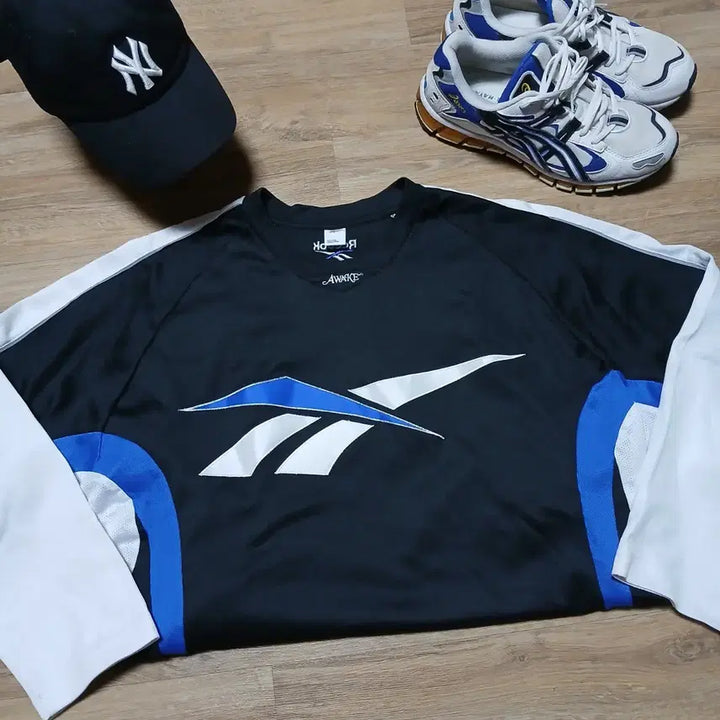 [BUNJANG] Reebok Awake NY Collaboration Jersey Hockey / REEBOK 리복 어웨이크뉴욕 콜라보 져지 하키