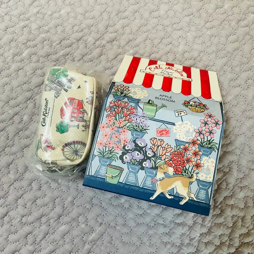 [BUNJANG] Cath Kidston Hand Cream, Lip Balm, and Pouch Set / 캐스키드슨 페블 핸드크림 + 컬러 립밤 세트 + 파우치
