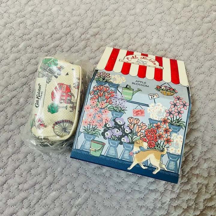 [BUNJANG] Cath Kidston Hand Cream, Lip Balm, and Pouch Set / 캐스키드슨 페블 핸드크림 + 컬러 립밤 세트 + 파우치