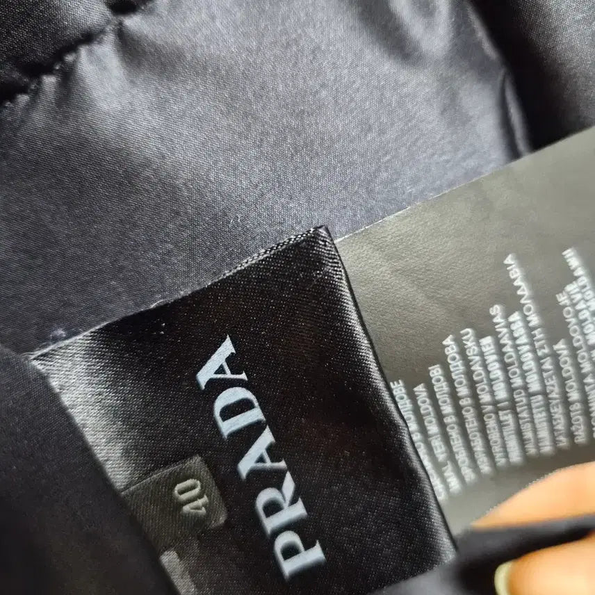 [SOLD OUT] 프라다 밍크퍼 카라 패딩 코트