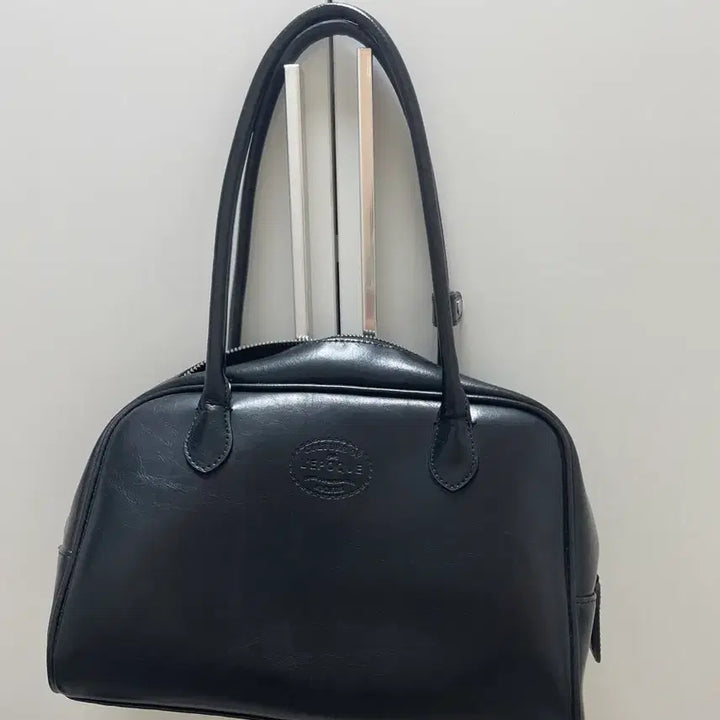 [SOLD OUT] 르아보네 미라쥬백 블랙 가죽 숄더백