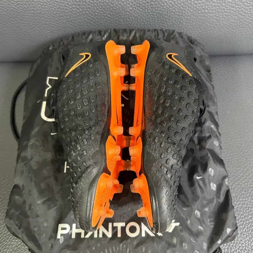 [BUNJANG] Nike Phantom Ultra Venom FG Soccer Cleats / 나이키 팬텀 울트라 베놈 FG 260
