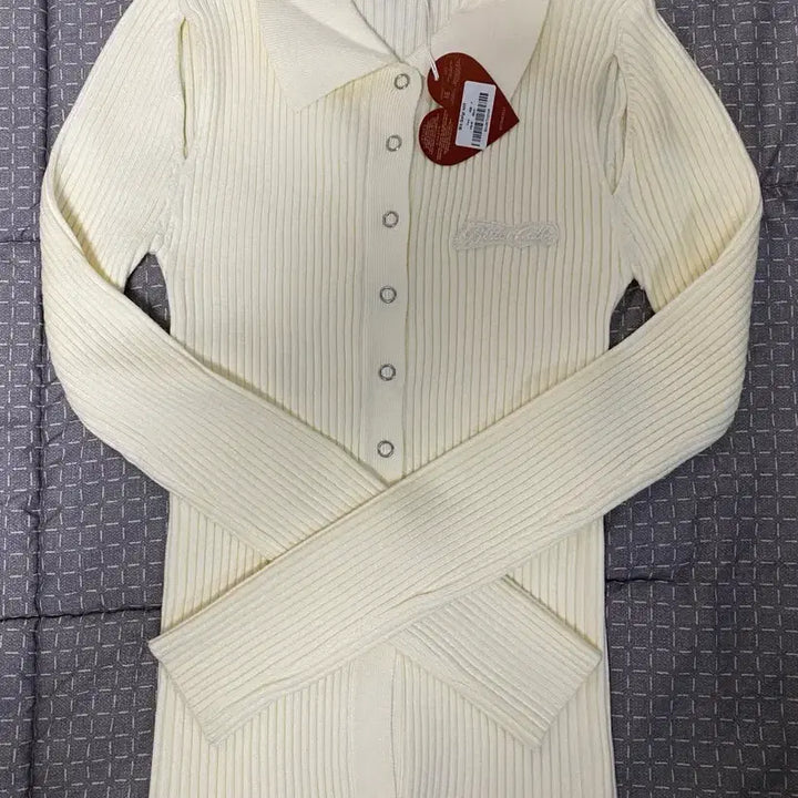 [BUNJANG] Bitersells Slit Ribbed Knit Ivory New / 비터셀즈 슬릿 골지 니트 아이보리 새상품