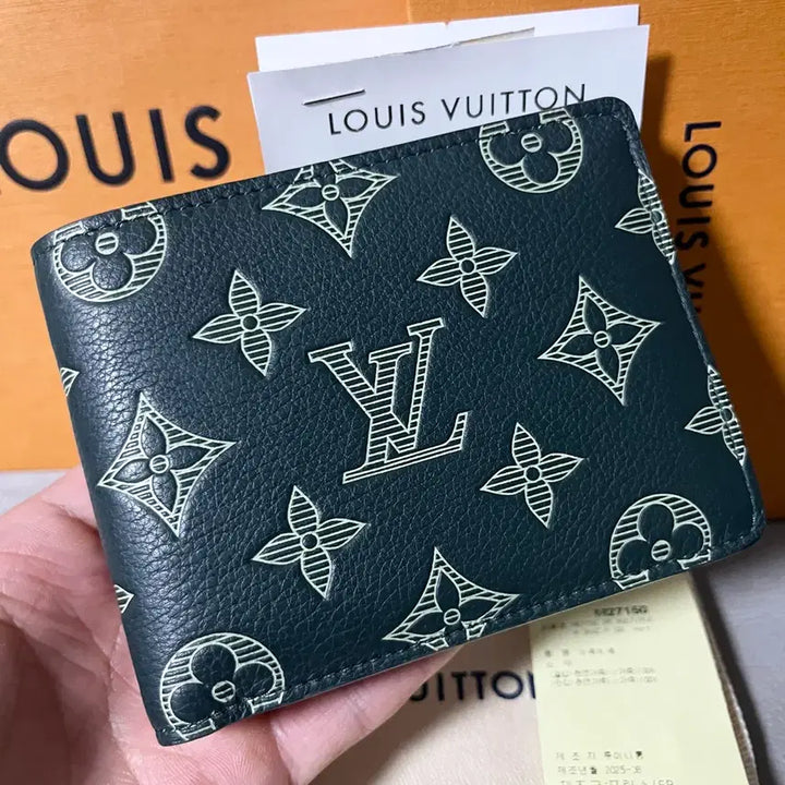 [BUNJANG] Louis Vuitton Eclipse Shadow Multiple Wallet / [새상품급,풀구성] 루이비통 이클립스 쉐도우 멀티플월릿 반지갑