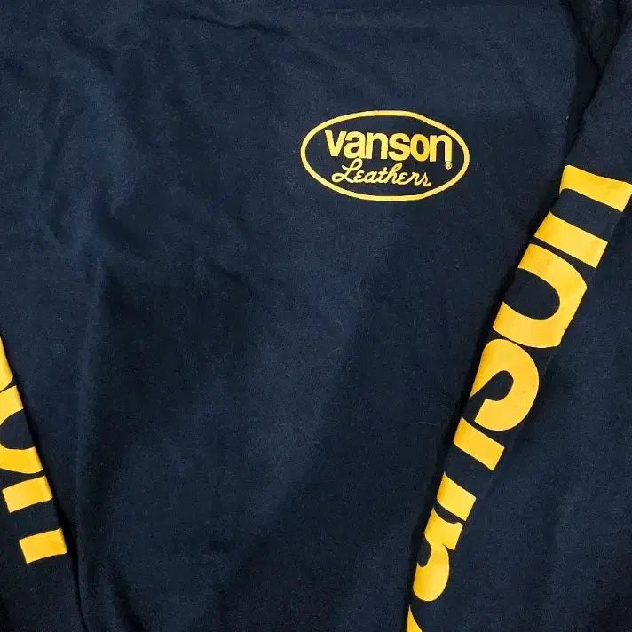 [BUNJANG] Benson T-Shirt / 벤슨 티셔츠